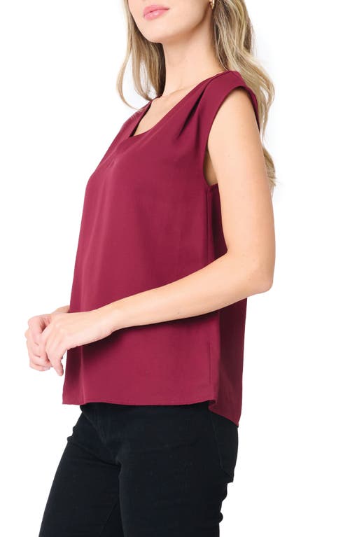 GIBSONLOOK GIBSONLOOK THE FAVORITE V-NECK SLEEVELESS TOP