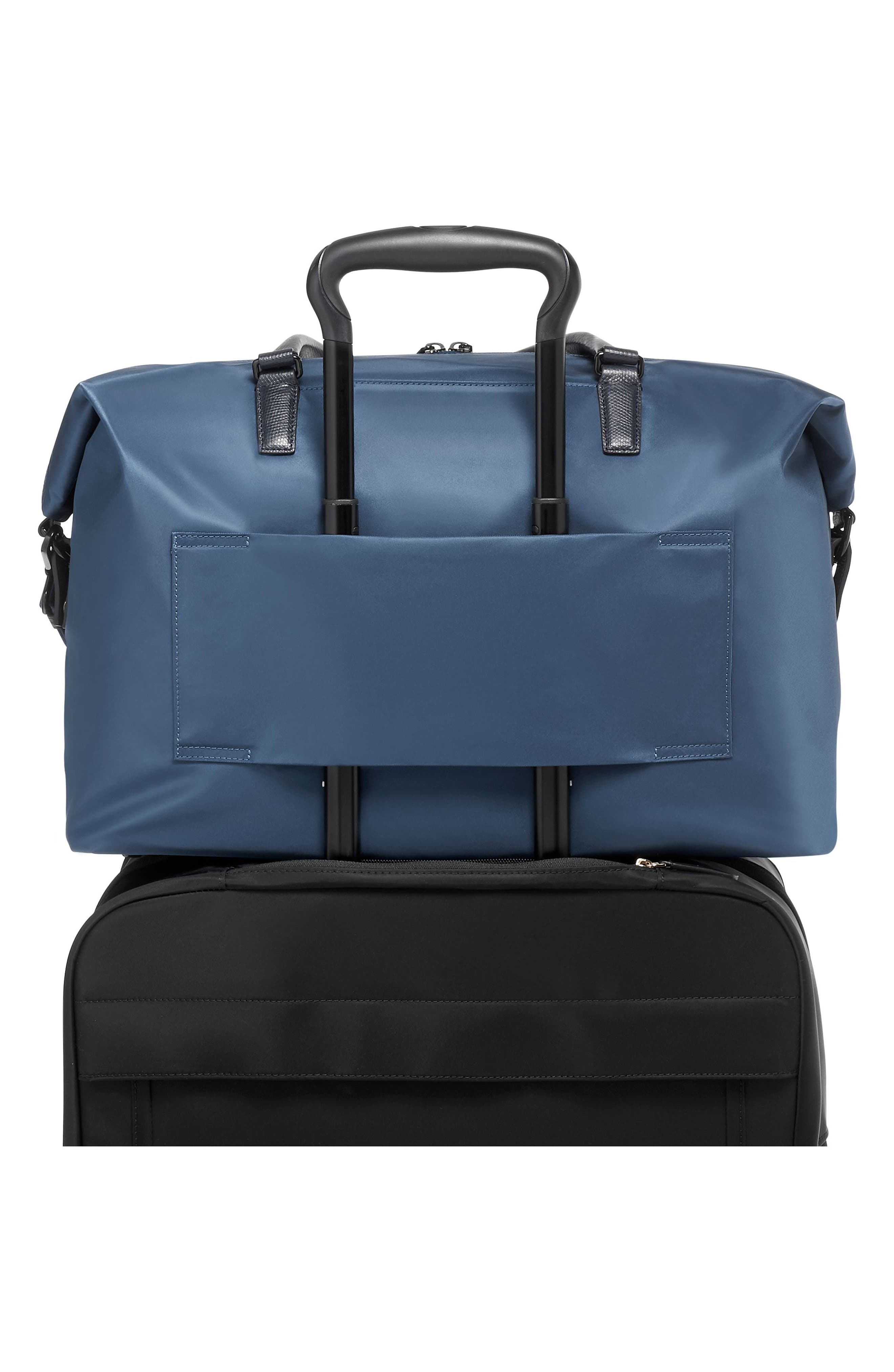 tumi duffle bags