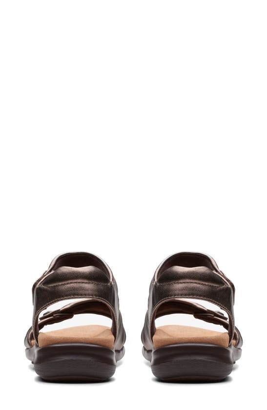 Clarks Kitly Ave In Bronze Leather