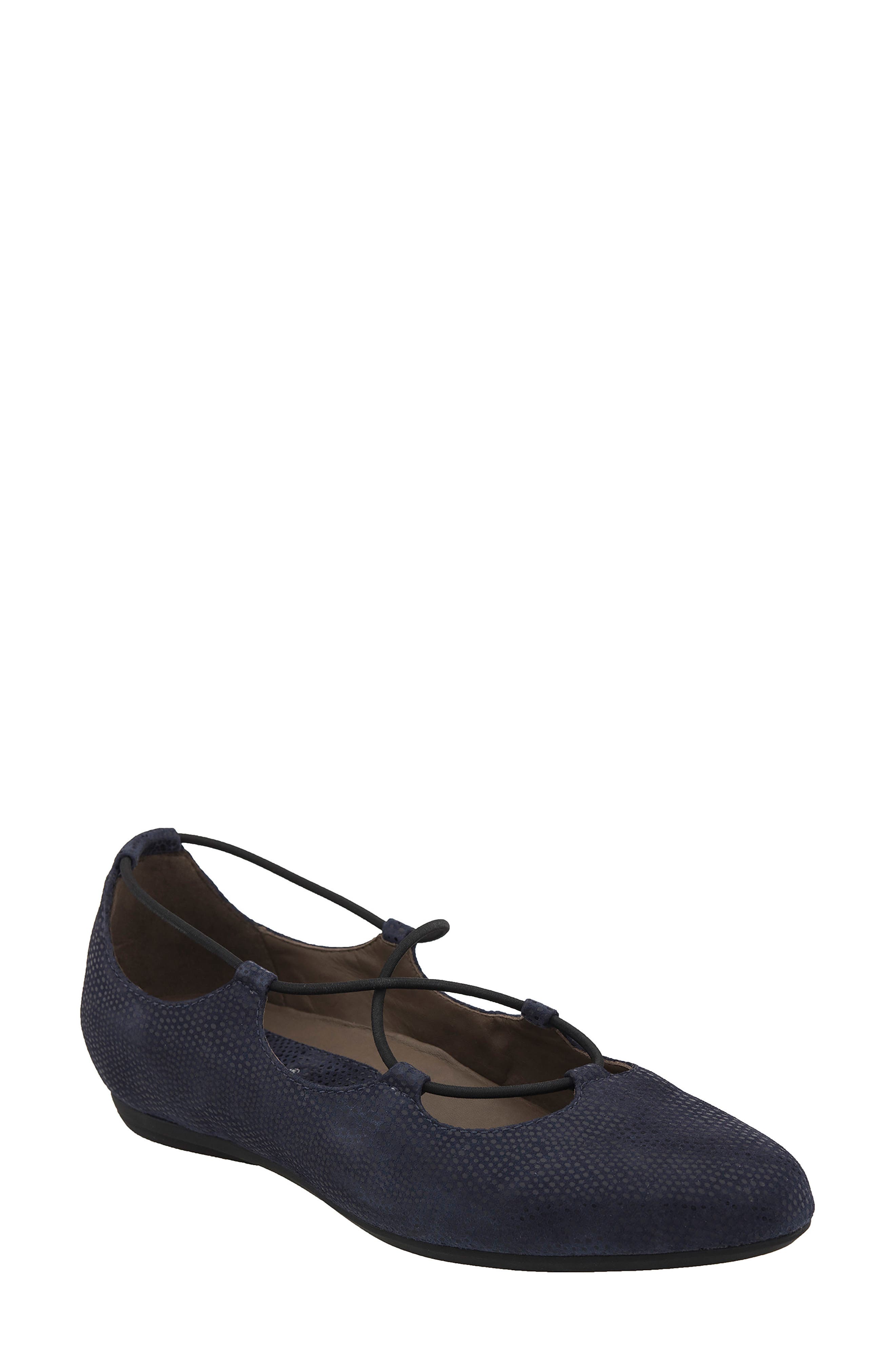 nordstrom rack earth shoes