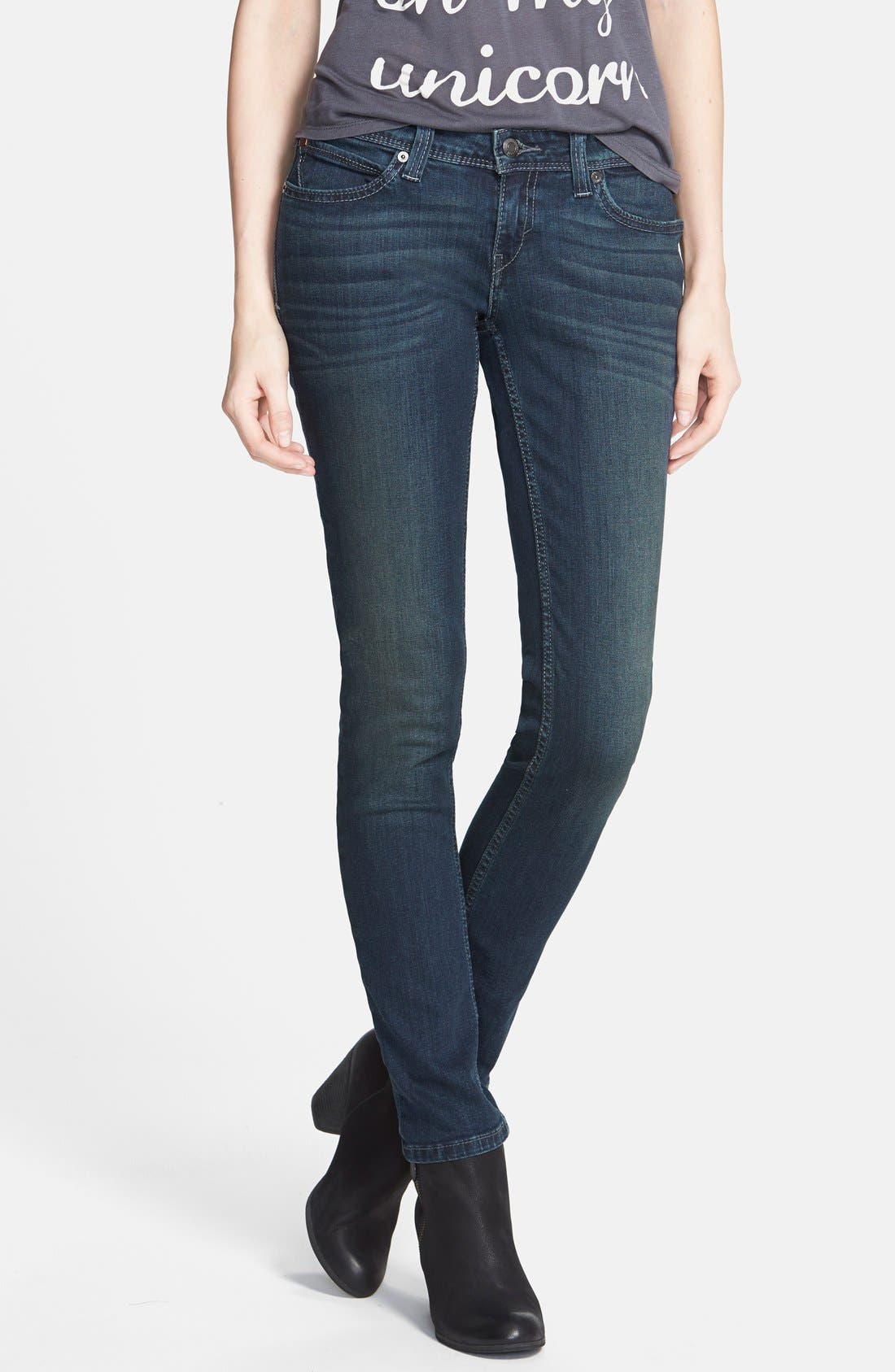 levi's curve skinny jeans