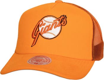 Mitchell & Ness Men's Mitchell & Ness Orange San Francisco Giants Curveball  Trucker Snapback Hat