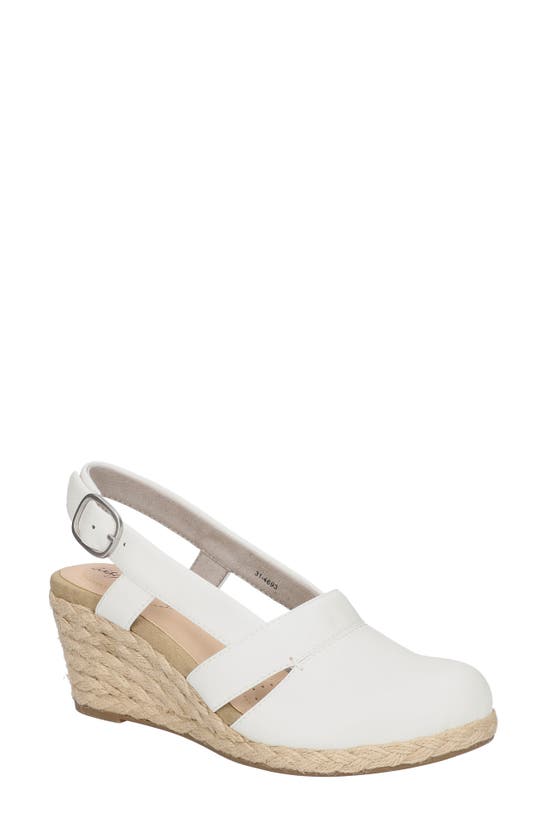 Easy Street Stargaze Womens Faux Leather Closed Toe Wedge Sandals In White