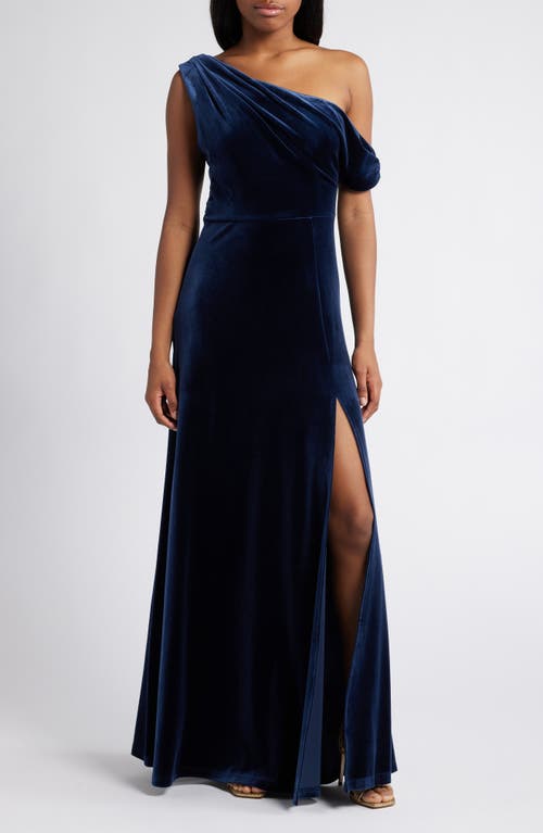 LULUS LULUS COVETED CONFIDENCE ONE-SHOULDER VELVET GOWN 