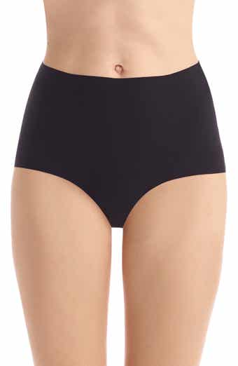 SHAPERMINT Mid Rise Seamless Stretch Mid-Waist Brief, Ultra Soft Full  Briefs for Women Black : : Clothing, Shoes & Accessories
