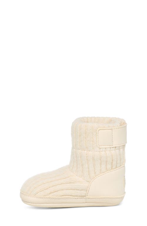 Ugg(r) Skyler Bootie & Beanie Set In Cream