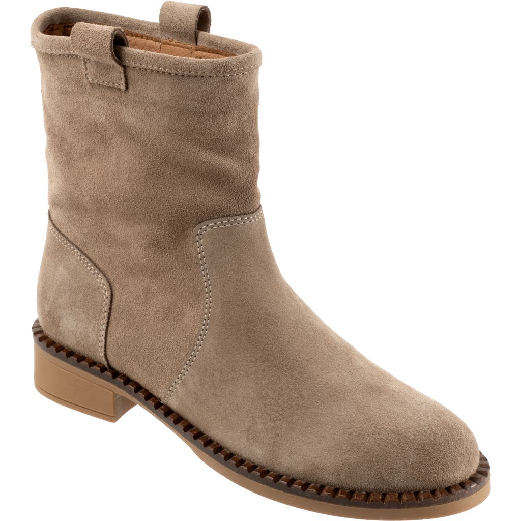 Bueno Olina Bootie In Tobacco Suede