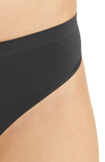 The Smoothing Seamless Thong