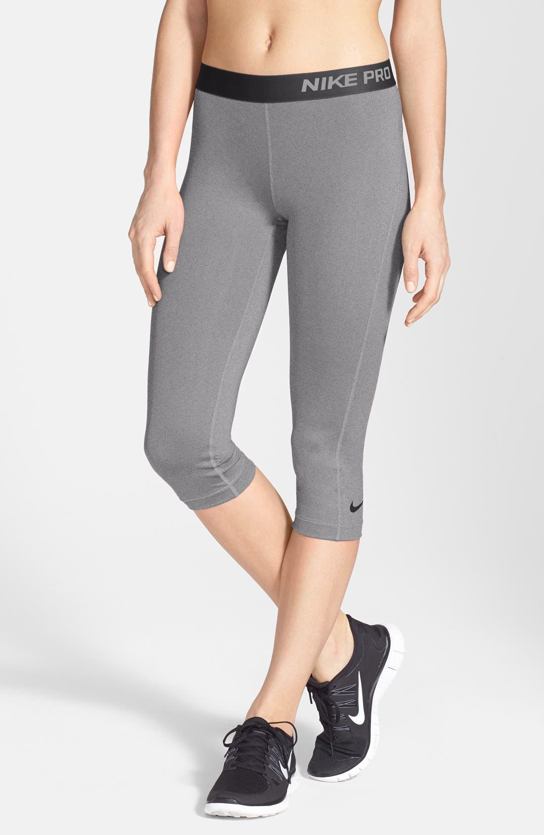 nike hypercool capri