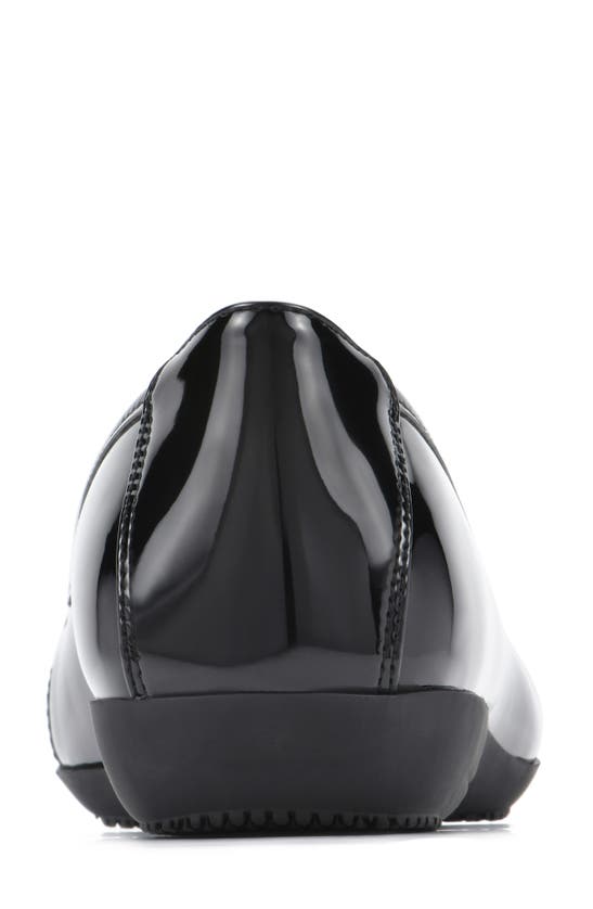 CLIFFS BY WHITE MOUNTAIN WHITE MOUNTAIN CHARMED FLAT