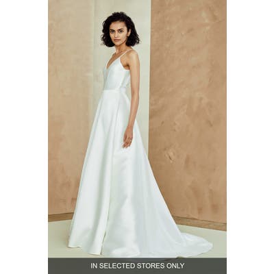 Nouvelle Amsale Celeste Mikado Ballgown, Size - Ivory