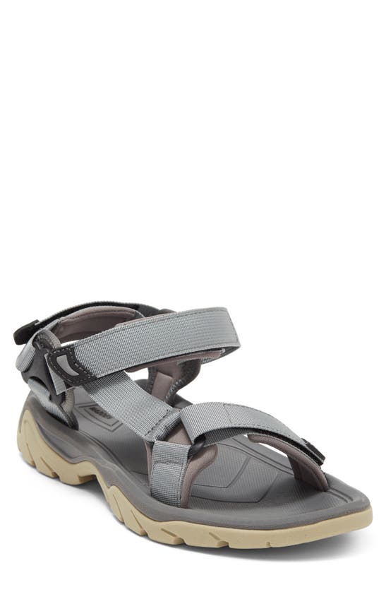 Madden Strappy Sandal In Grey