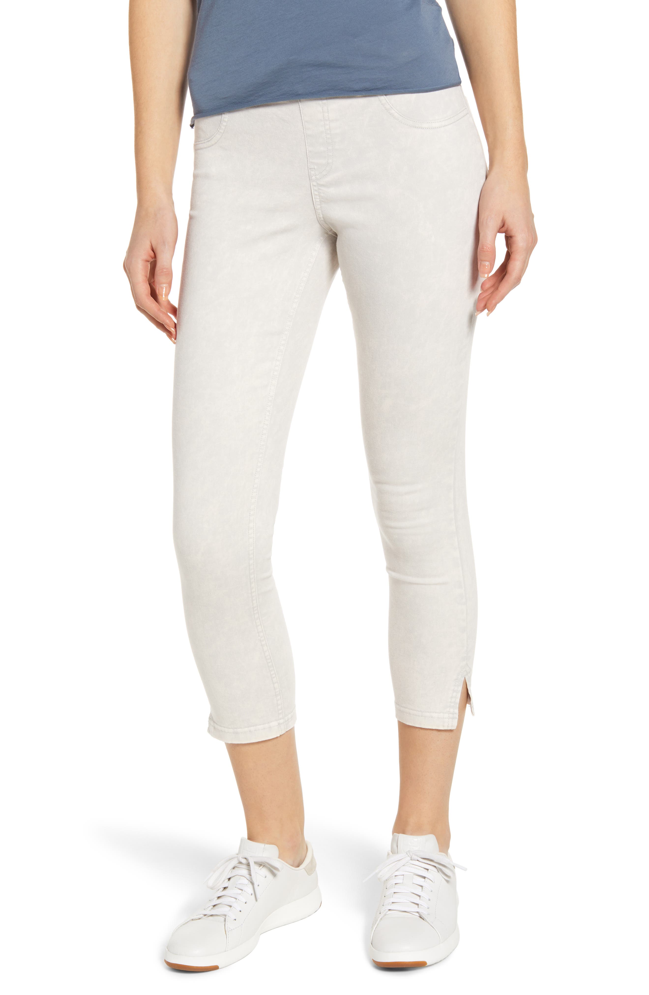 Hue Sunwashed Ultrasoft Denim Capri Leggings, Grey