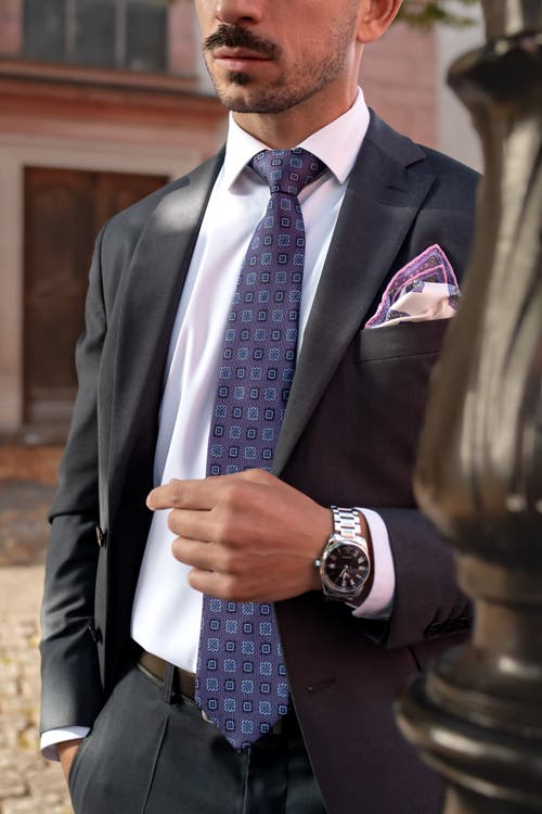 Elizabetta Trento In Plum