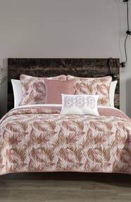 Chic Home Bedding Vitoria Watercolor Leaf Print Geometric Pattern 5 piece Quilt Set In Blush 