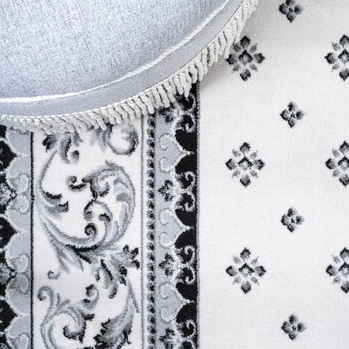 Jonathan Y Acanthus French Border Area Rug In Cream/light Gray