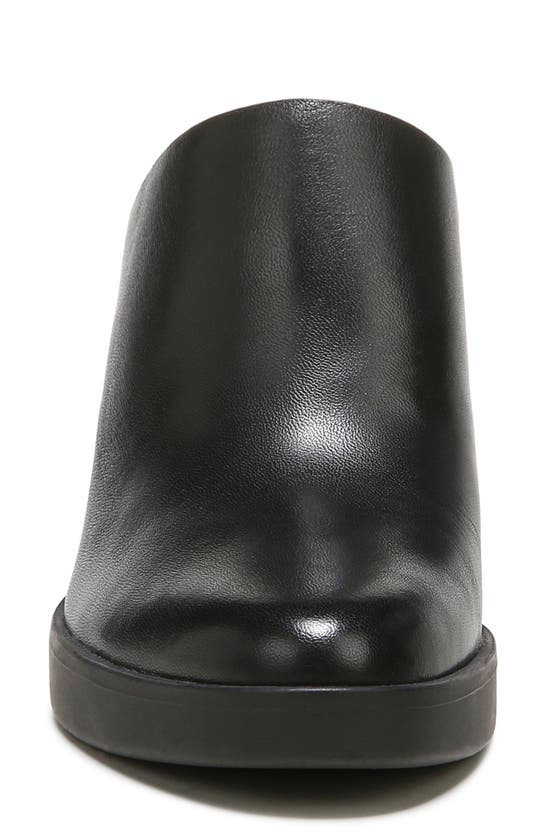 Naturalizer Genn-connect Mules Women's Shoes In Black Leather