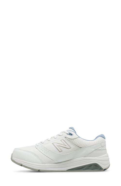 New Balance 813 Womens Leather Comfort Walking Shoes In White/blue