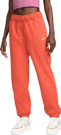 Nike on sale joggers nordstrom