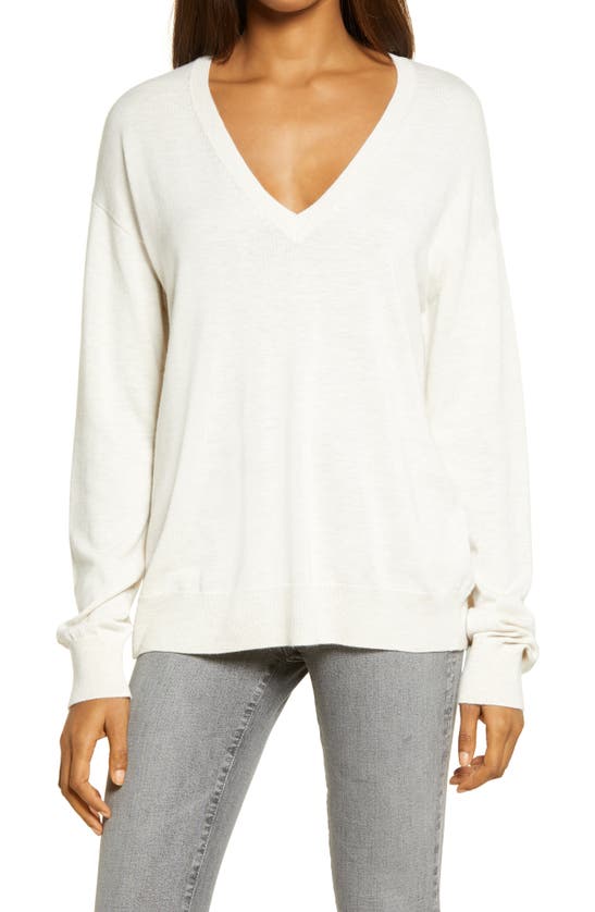 Treasure & Bond V-neck Sweater In Beige Oatmeal Light Heather