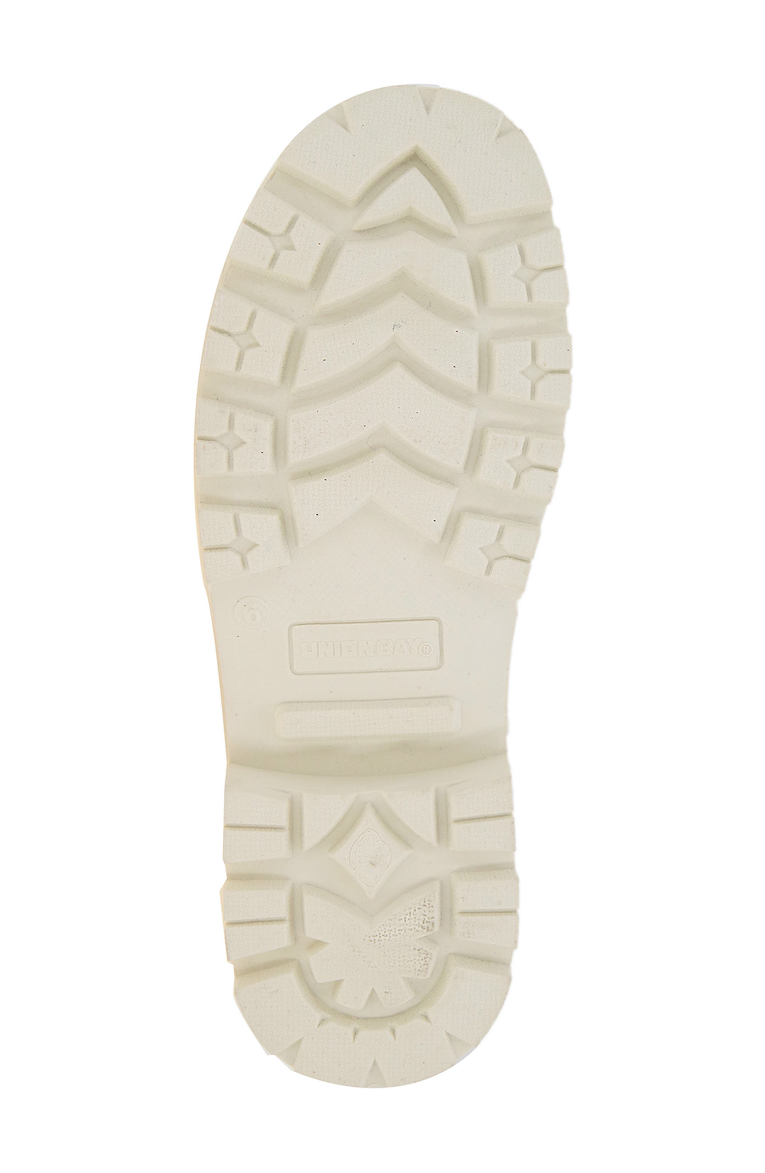 UNIONBAY Jazzy Spring Bootie 
