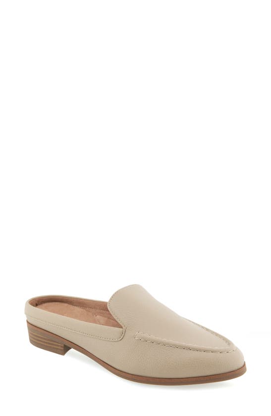 Aerosoles Enright Moc Toe Mule In Pale Khaki Pu