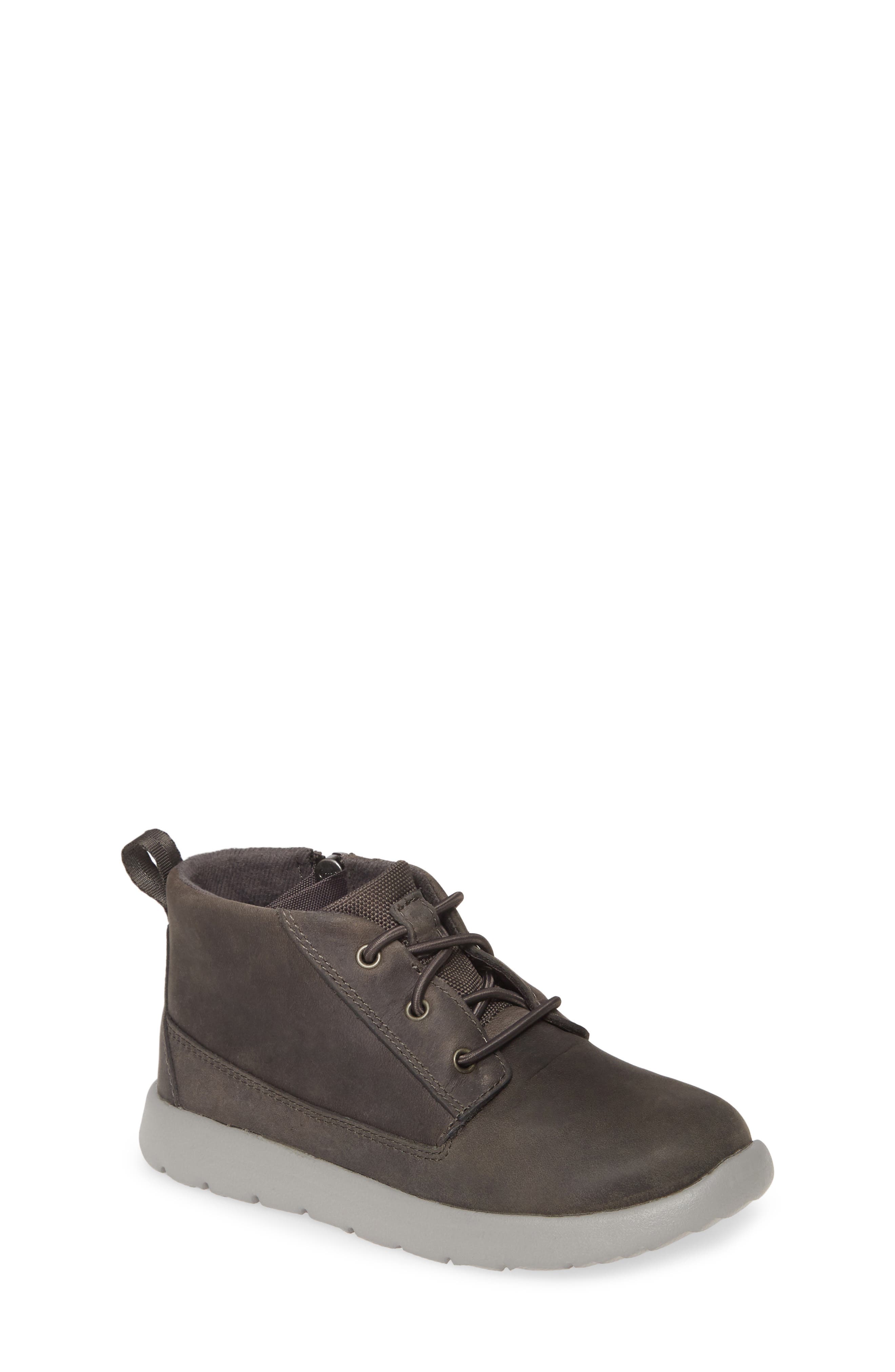 ugg canoe chukka sneaker