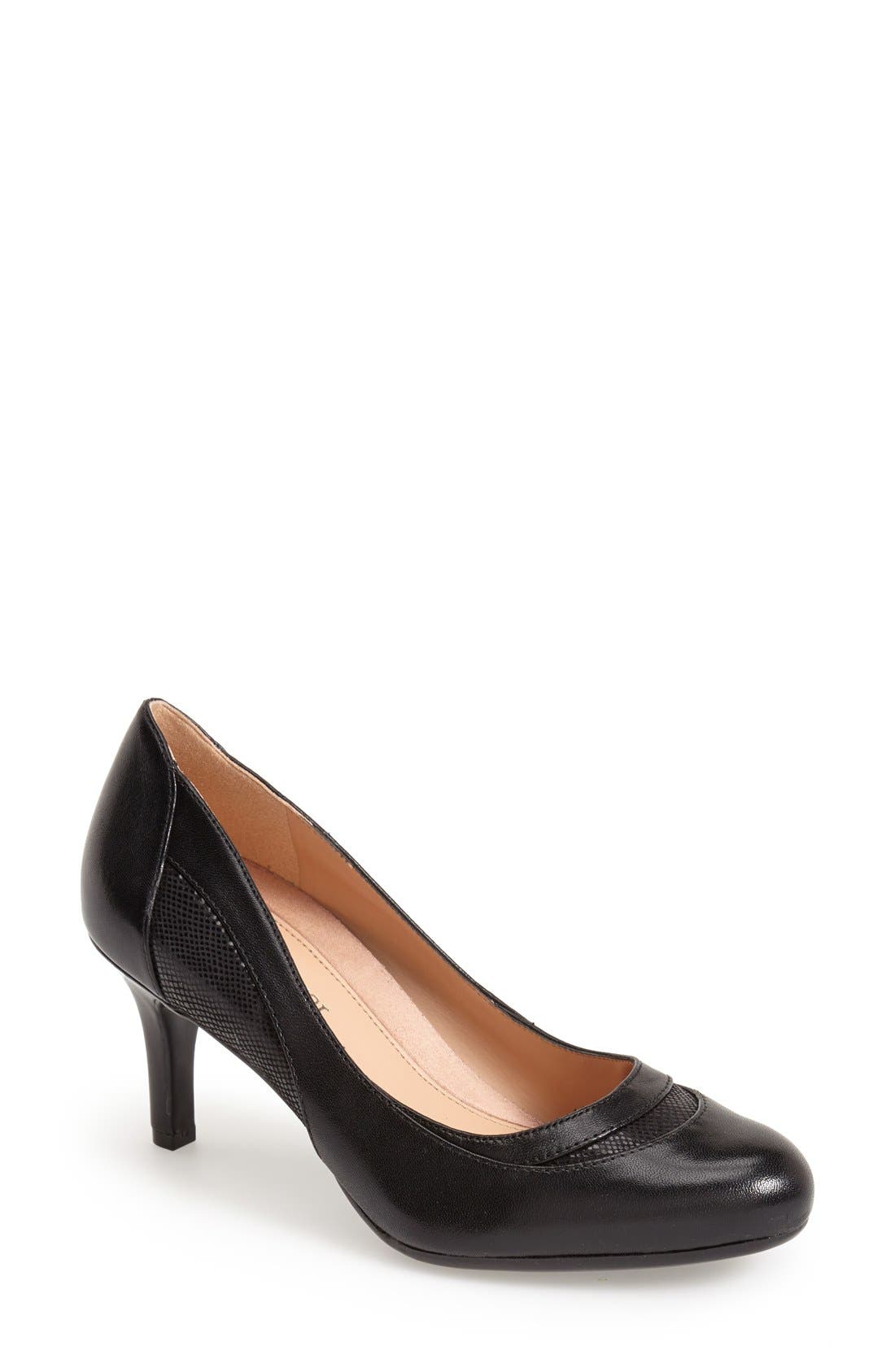 naturalizer feather pump