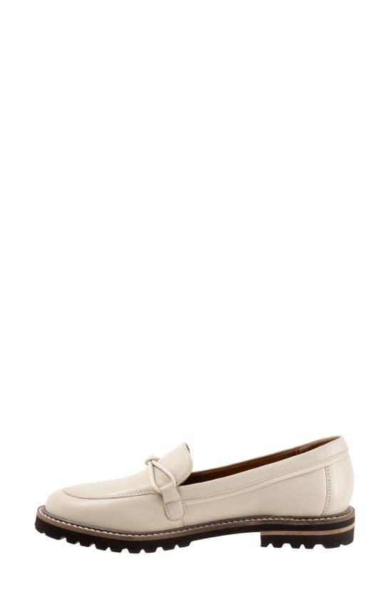 Shop Trotters Fiora Loafer In Ivory