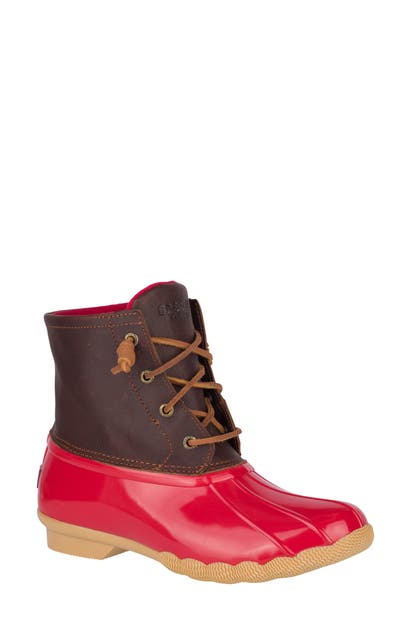 Sperry Saltwater Rain Boot In Tan/ Red Leather