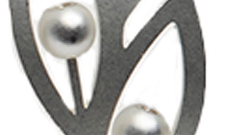 Shop Saachi Imitation Pearl Botanical Hook Bracelet In Silver