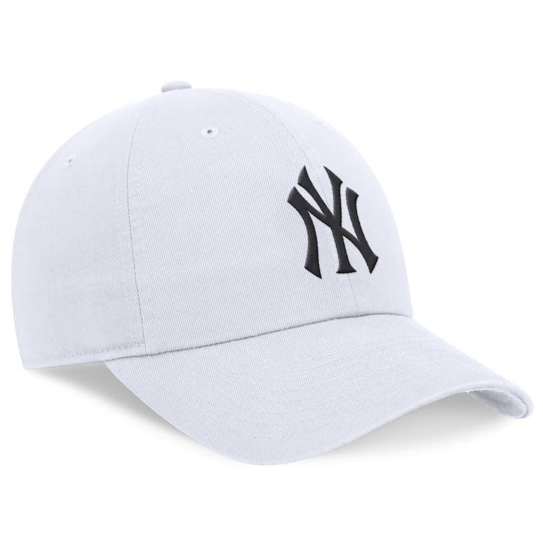 Shop Nike White New York Yankees Evergreen Club Adjustable Hat