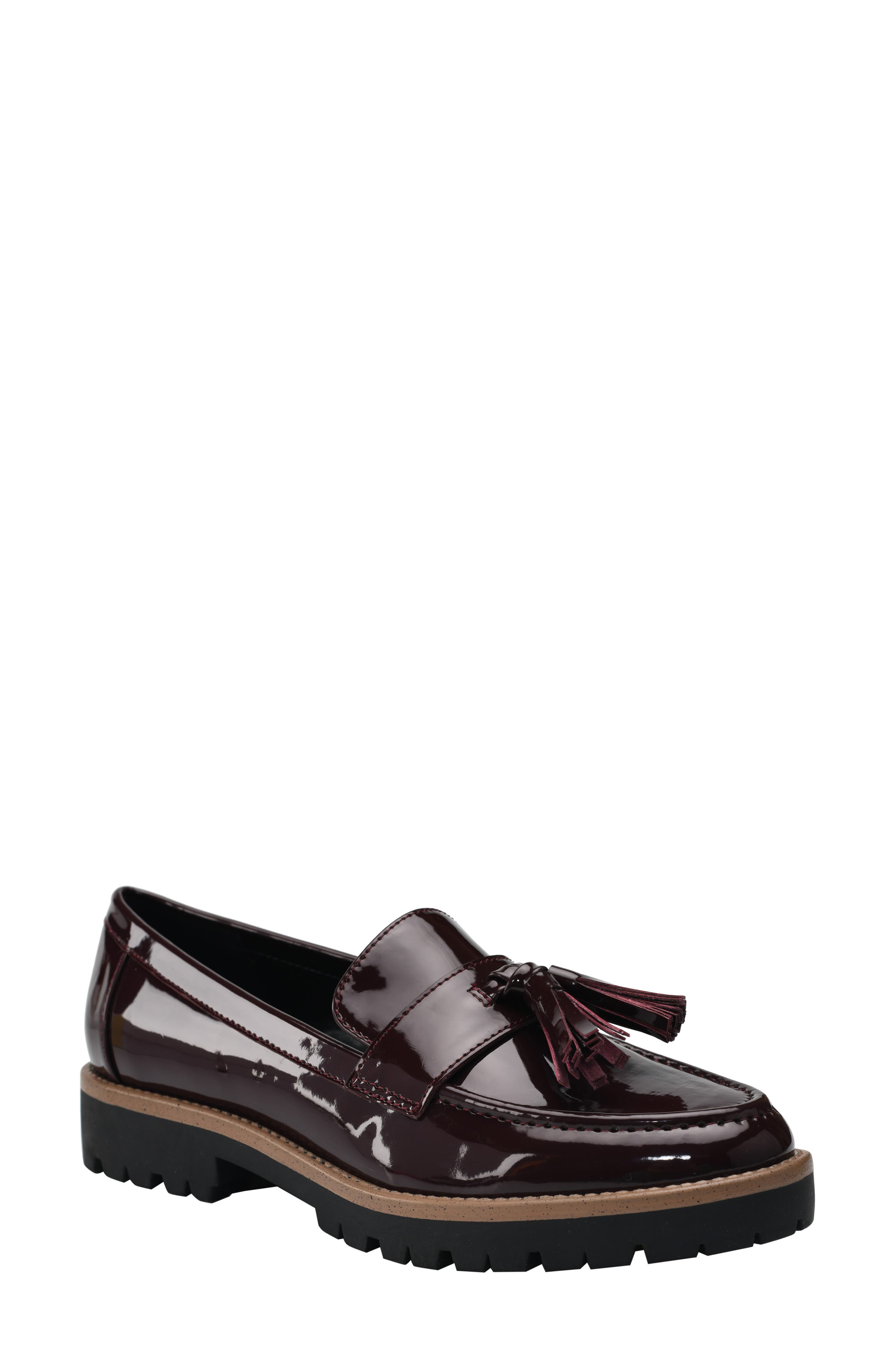 bandolino patent leather flats