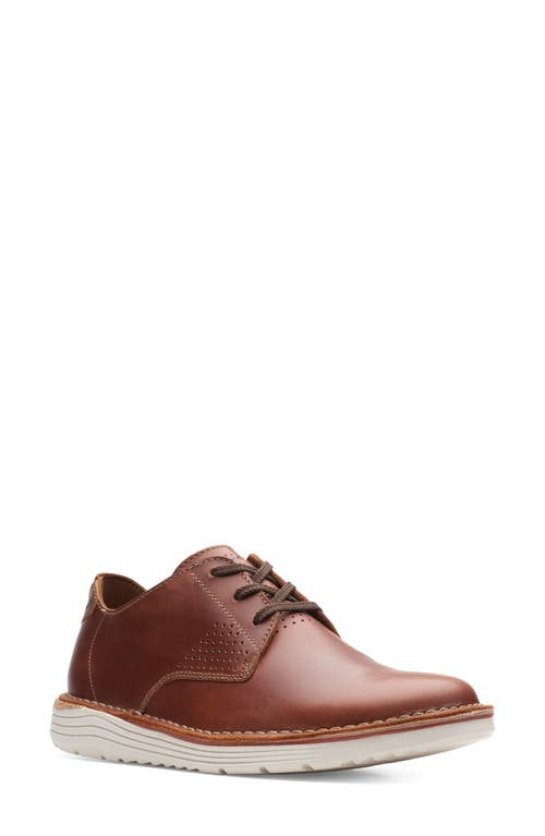 Clarks(r) Bruno Plain Toe Derby in Light Brown Leather