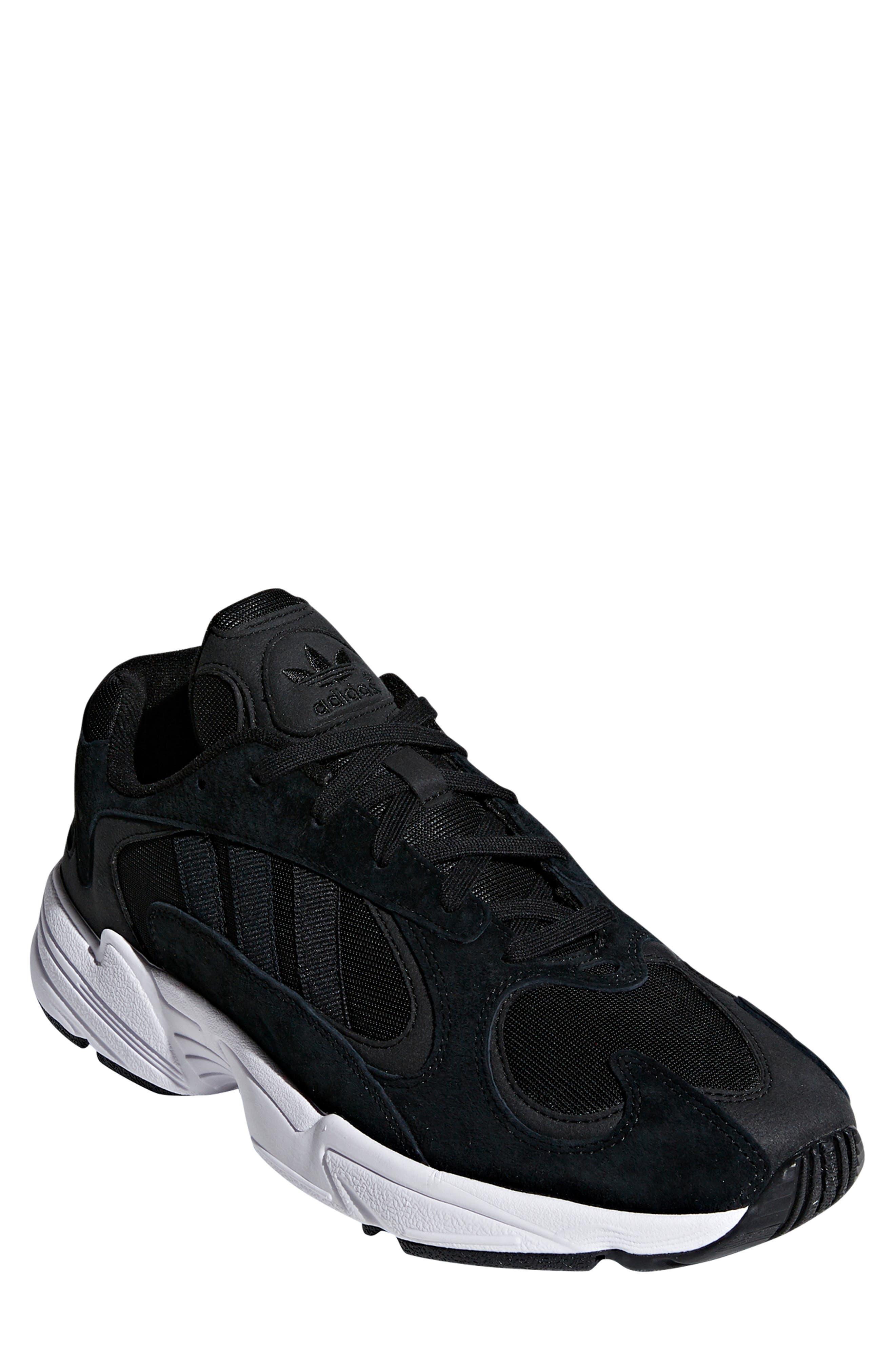 adidas yung 1 size 3.5