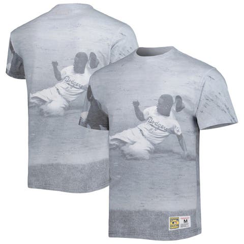 Mitchell & Ness Men's Mitchell & Ness Roberto Clemente Pittsburgh Pirates  Cooperstown Collection Highlight Sublimated Player Graphic T-Shirt