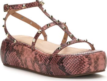 Jessica simpson 2025 briya platform sandal