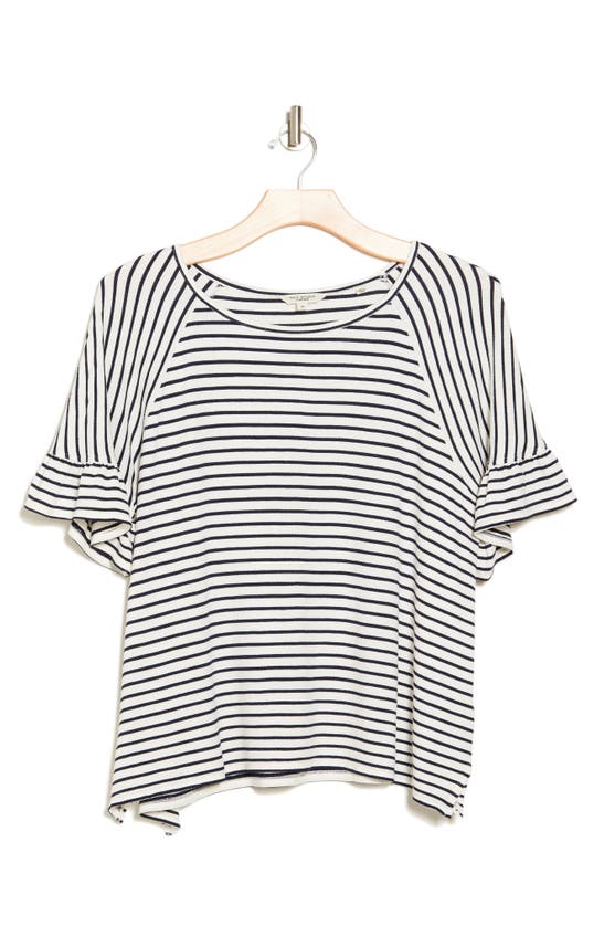 Max Studio Short Sleeve Textured Knit T-shirt In White/ Navy Stripe