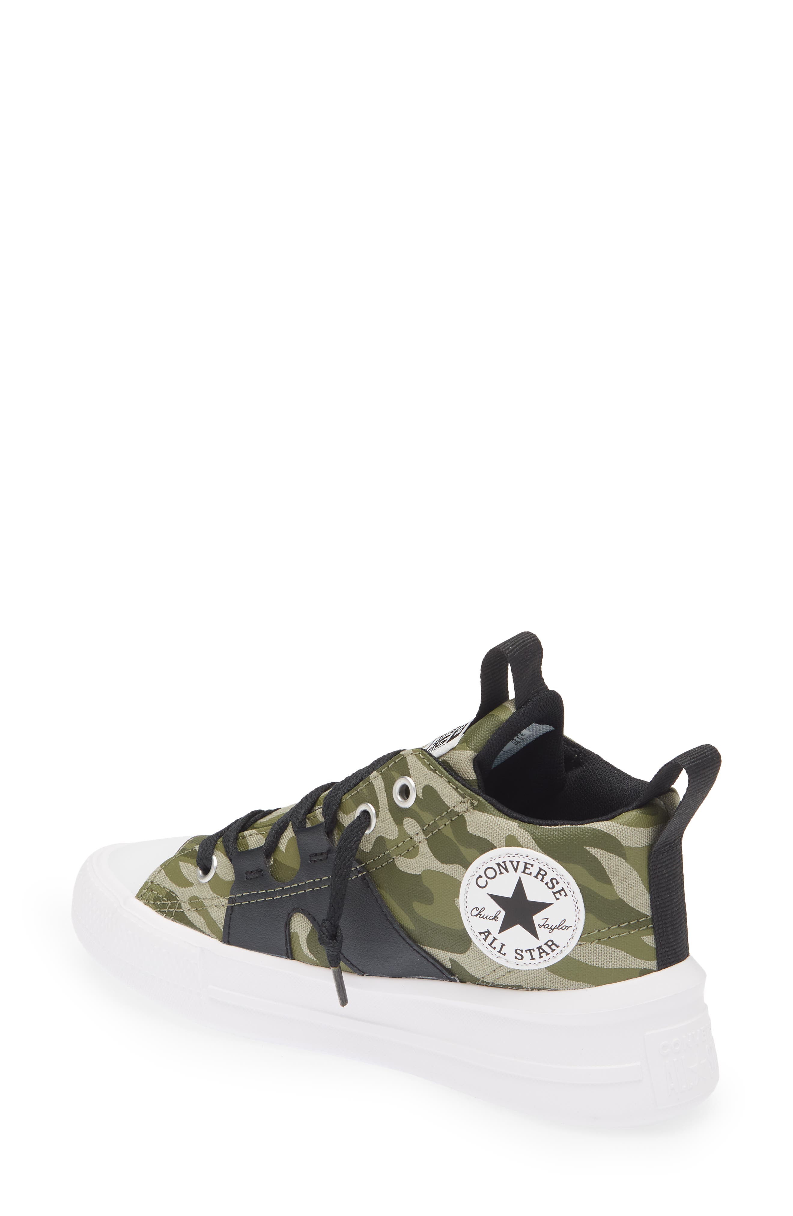 Converse Chuck Taylor All Star Camo Sneakers - Camo - Size 3