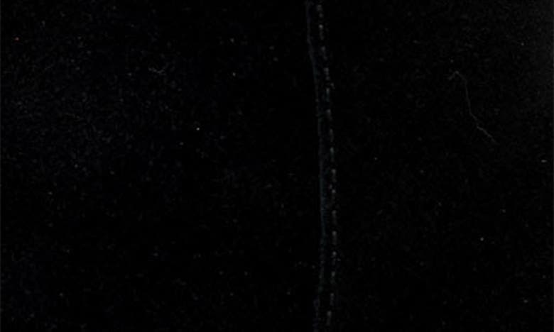 VINCE CAMUTO GWELONA ANKLE BOOTIE