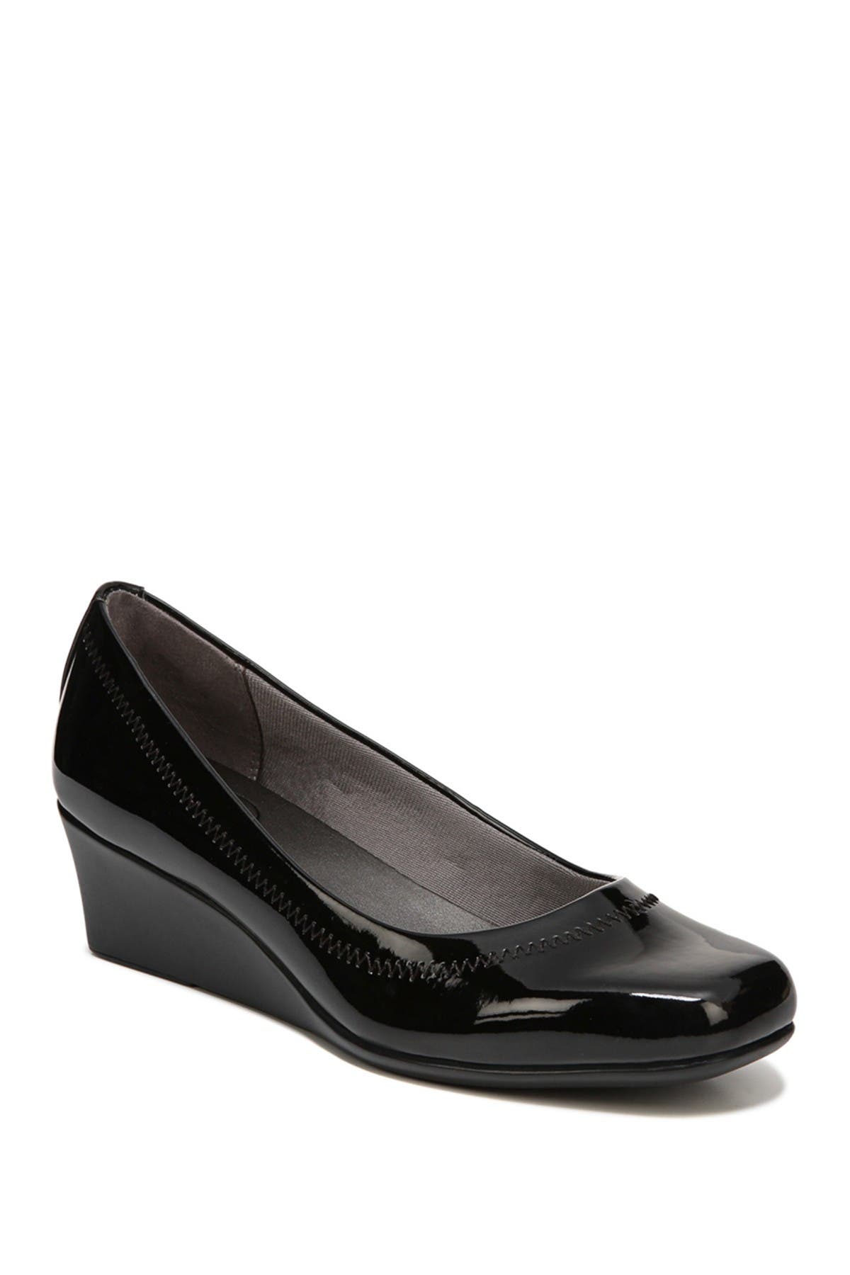 black wedge heels wide width