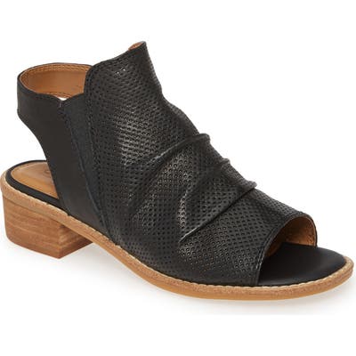 Comfortiva Belen Slingback Sandal, Black