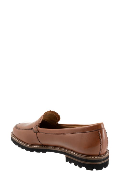 Trotters Fayth Loafer In Cognac/lug