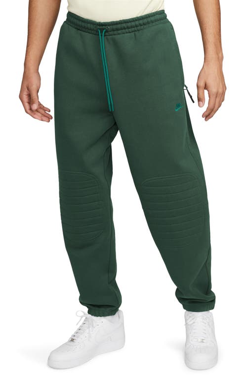 Nike Therma-fit Tech Pack Water Repellent Fleece Sweatpants In Green