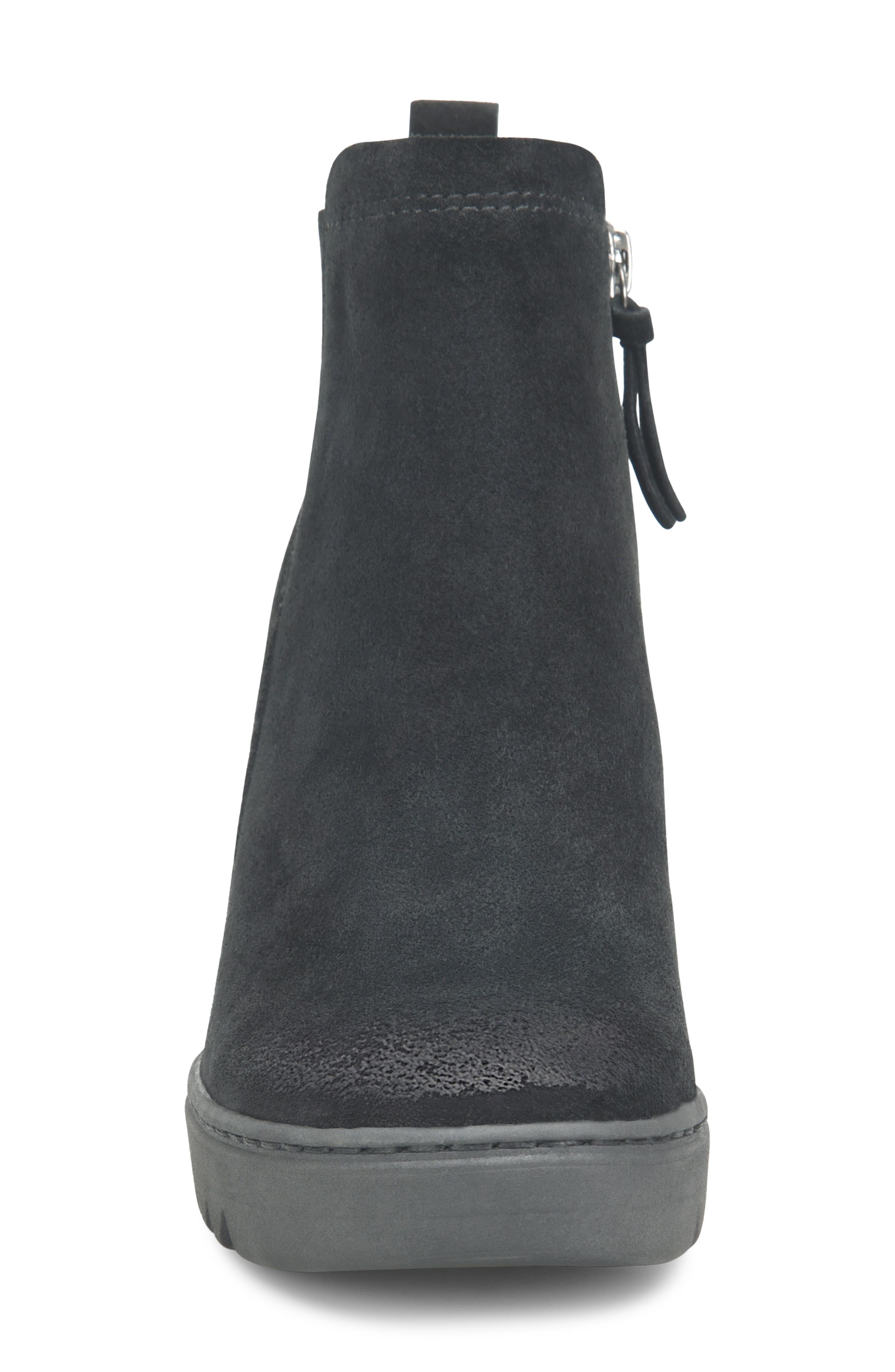 sofft waterproof bootie