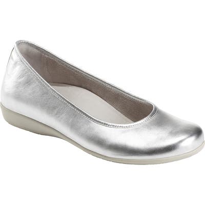Earth Astoria Flat- Metallic
