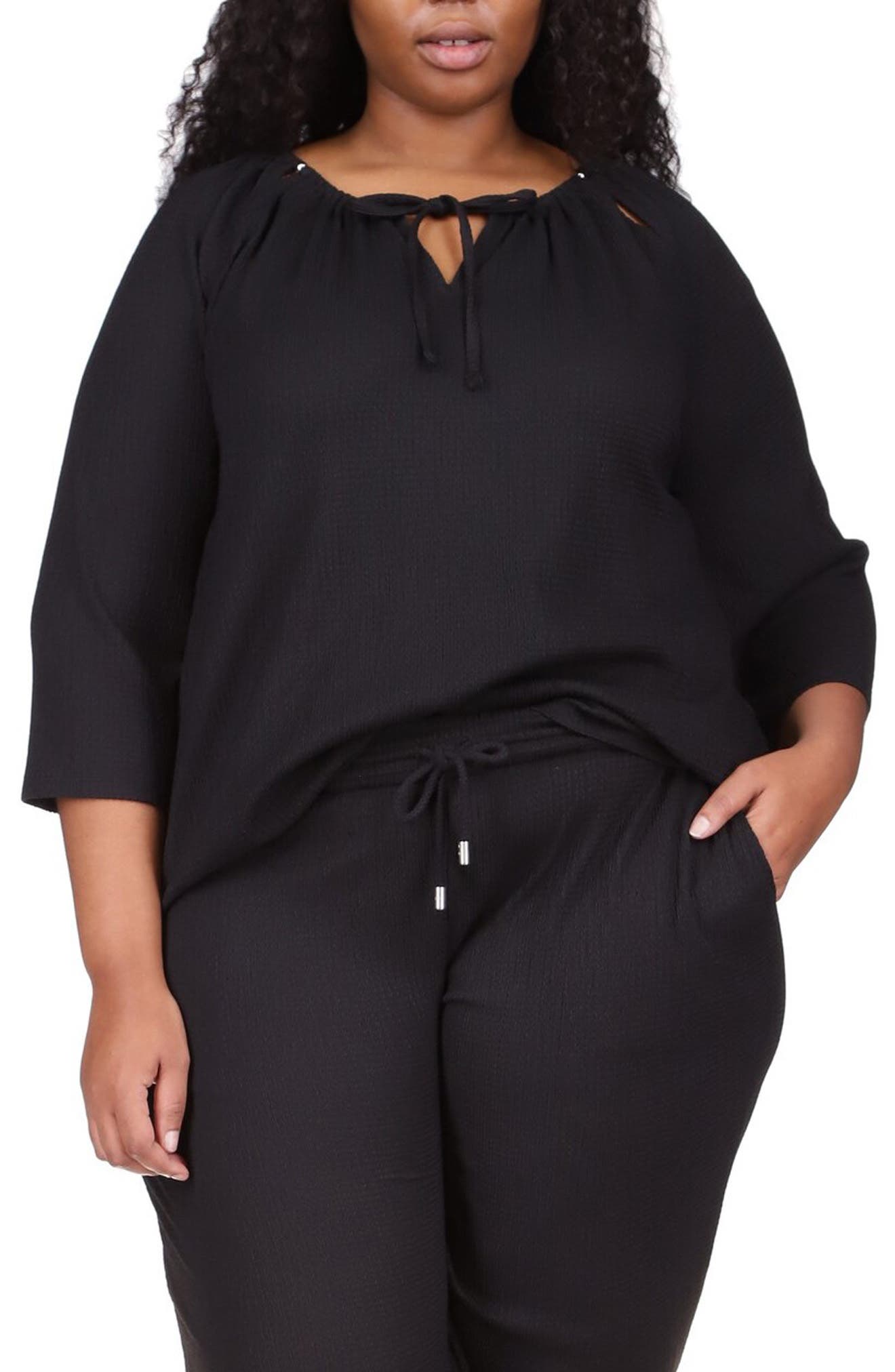 Michael Kors Cutout Crinkle Knit Top in Black at Nordstrom, Size 1X