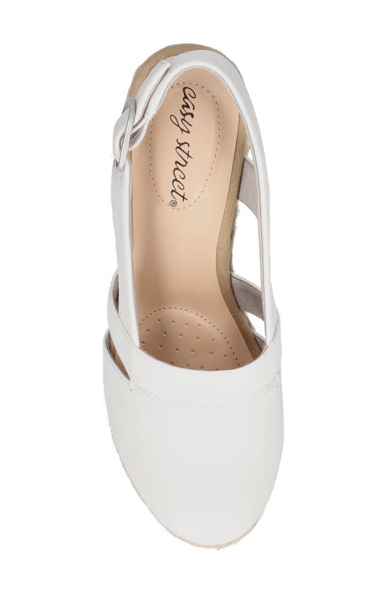 Easy Street Stargaze Womens Faux Leather Closed Toe Wedge Sandals In White