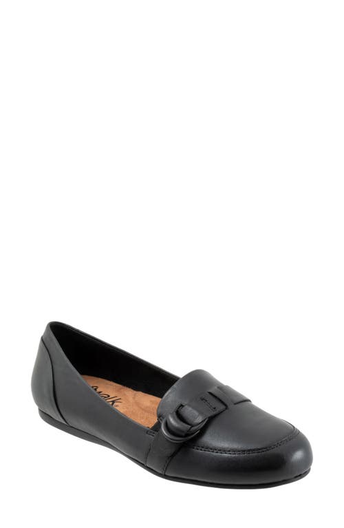 SoftWalk Serra Flat Black at Nordstrom,