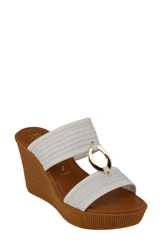 Italian Shoemakers Fernley Platform Wedge Sandal In White